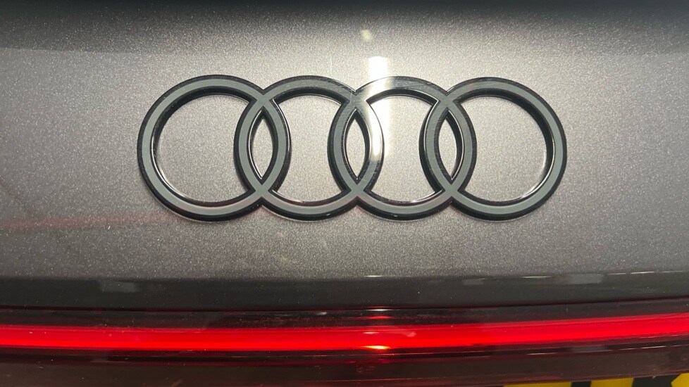 Used Audi Q6 e-tron 2025 for sale - 76660961: Photo 58