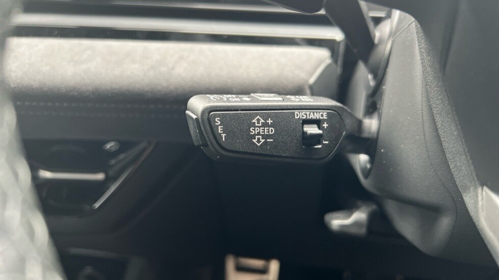 Used Audi Q6 e-tron 2025 for sale - 76660961: Photo 70