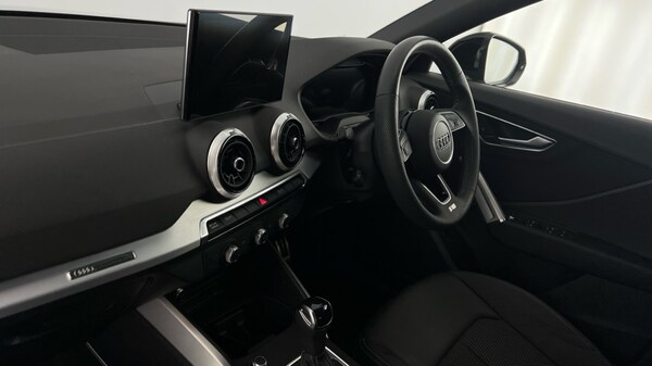 Used Audi Q2 2024 for sale - 76104160: Photo 2