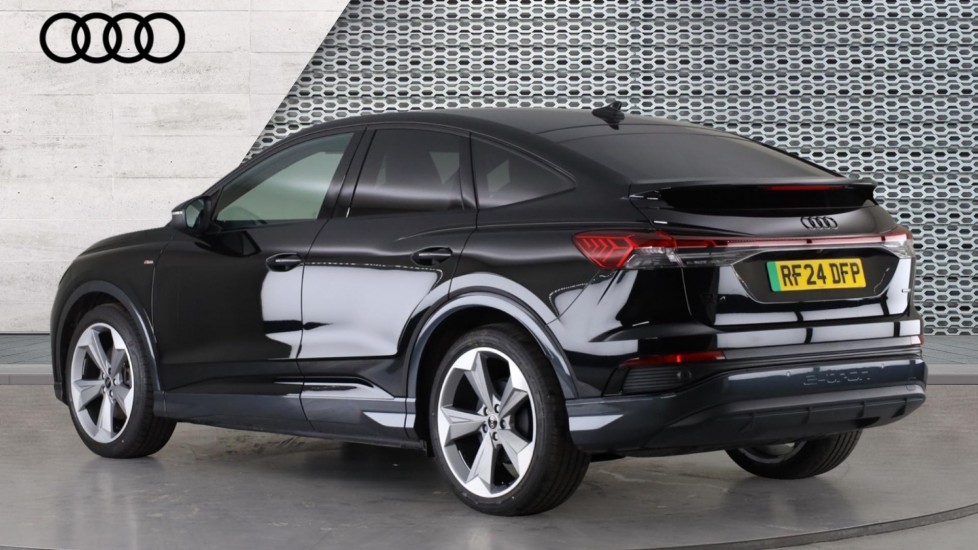 Used Audi Q4 e-tron 2024 for sale - 76438197: Photo 3