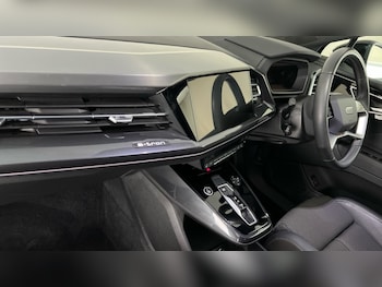 Used Audi Q4 e-tron 2022 for sale - 76804039: Photo