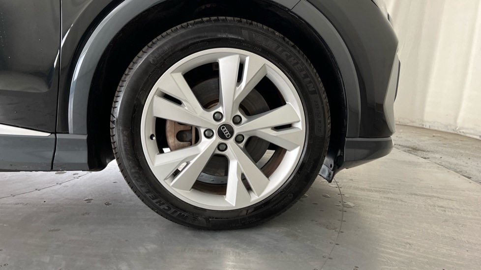 Used Audi Q4 e-tron 2022 for sale - 76804039: Photo 5