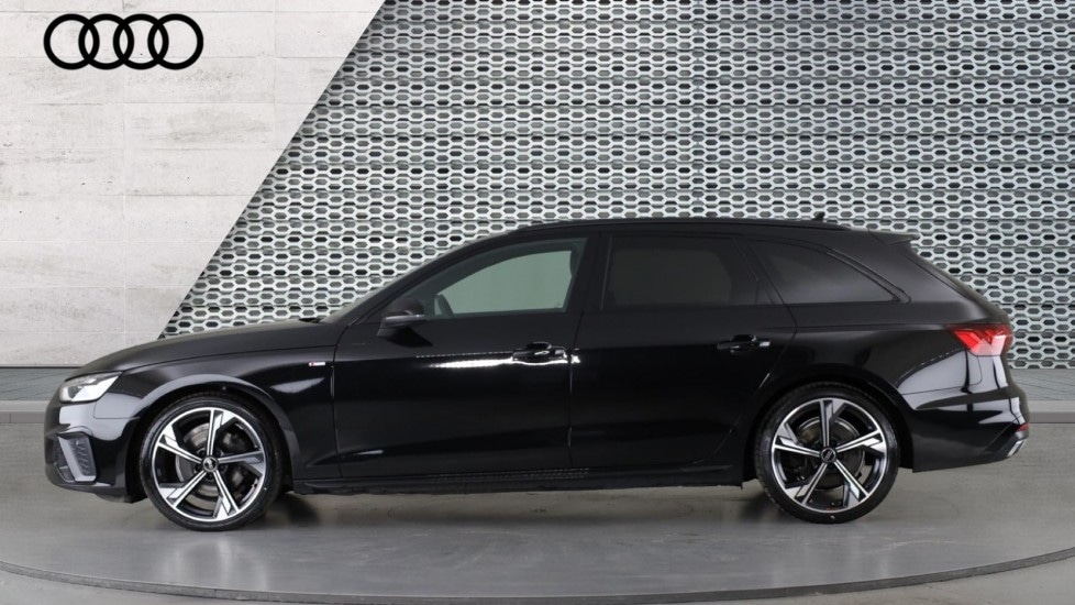 Used Audi A4 2022 for sale - 76788160: Photo 9