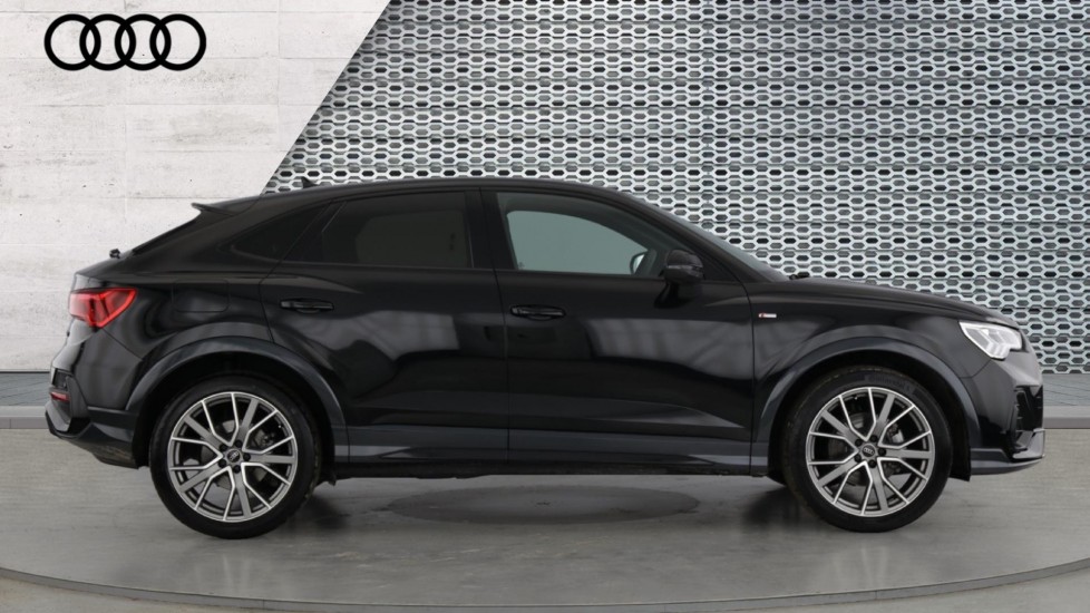 Used Audi Q3 2025 for sale - 76773424: Photo 4