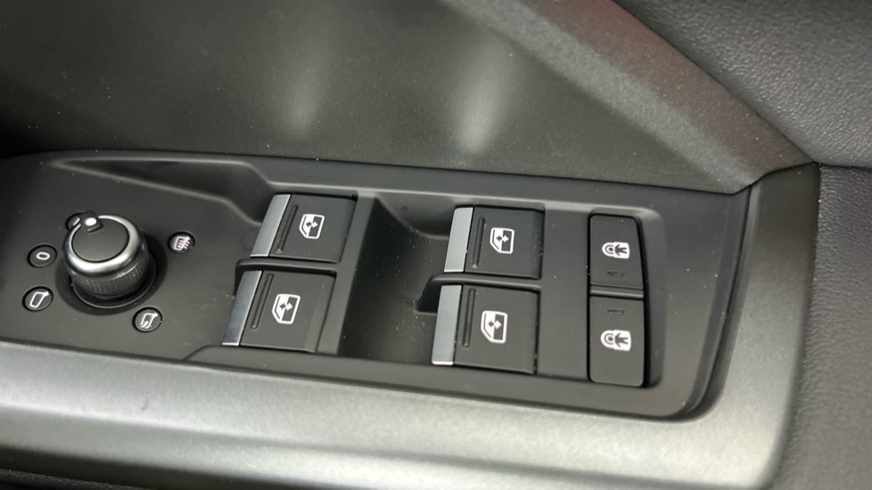 Used Audi Q3 2025 for sale - 76773424: Photo 40