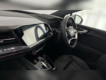 Used Audi Q4 e-tron 2024 for sale - 76738247: Photo