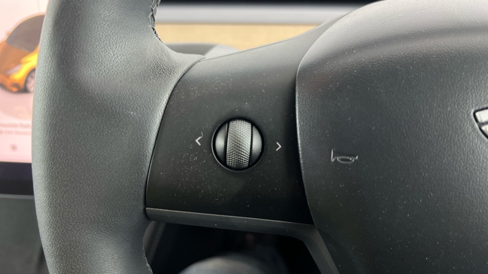 Used Tesla Model Y 2023 for sale - 75902330: Photo 23