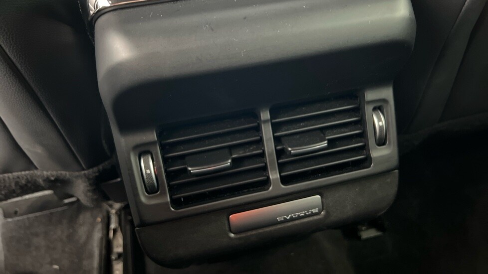 Used Land Rover Range Rover Evoque 2020 for sale - 77019882: Photo 32