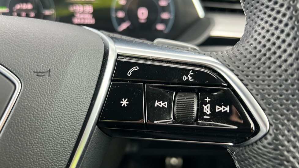 Used Audi Q8 2024 for sale - 76023190: Photo 37