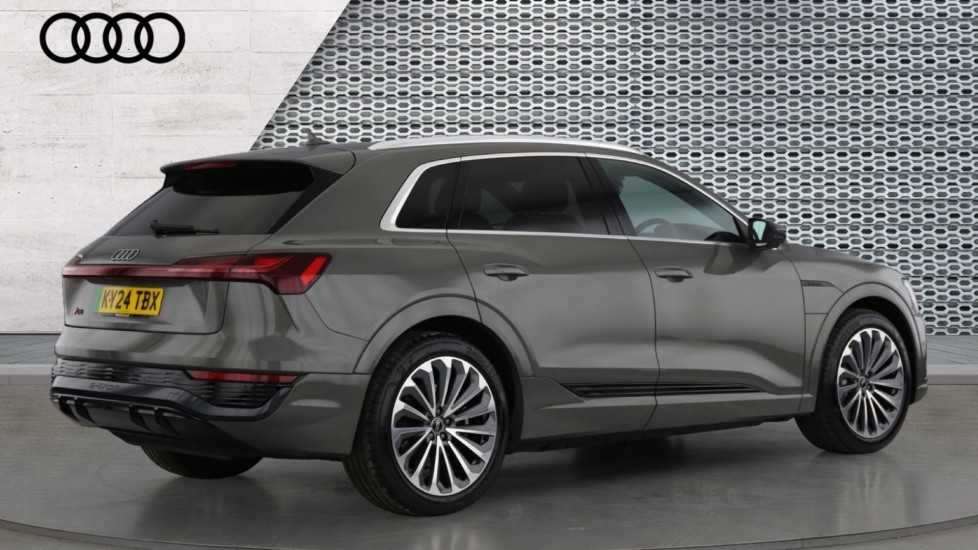 Used Audi Q8 2024 for sale - 76023190: Photo 8