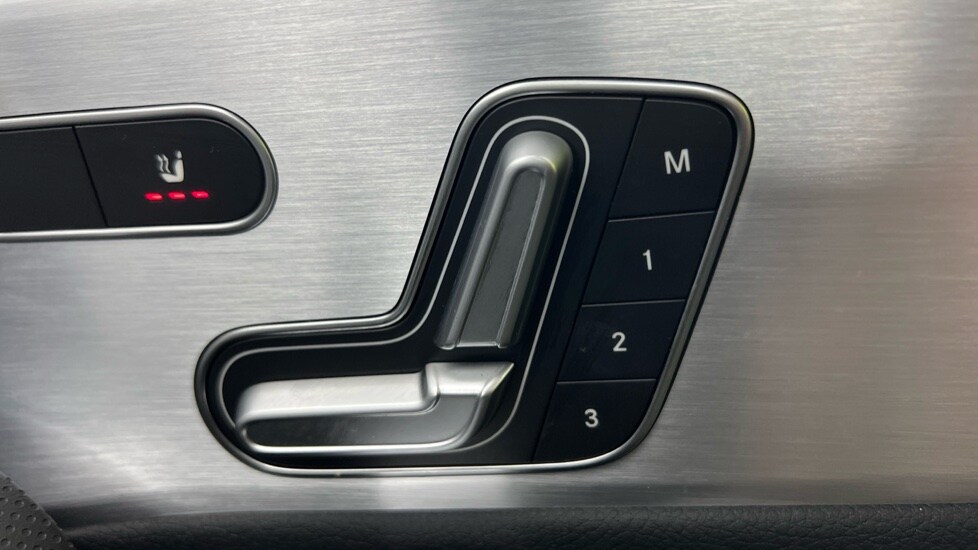 Used Mercedes-Benz CLA 2021 for sale - 76372971: Photo 41