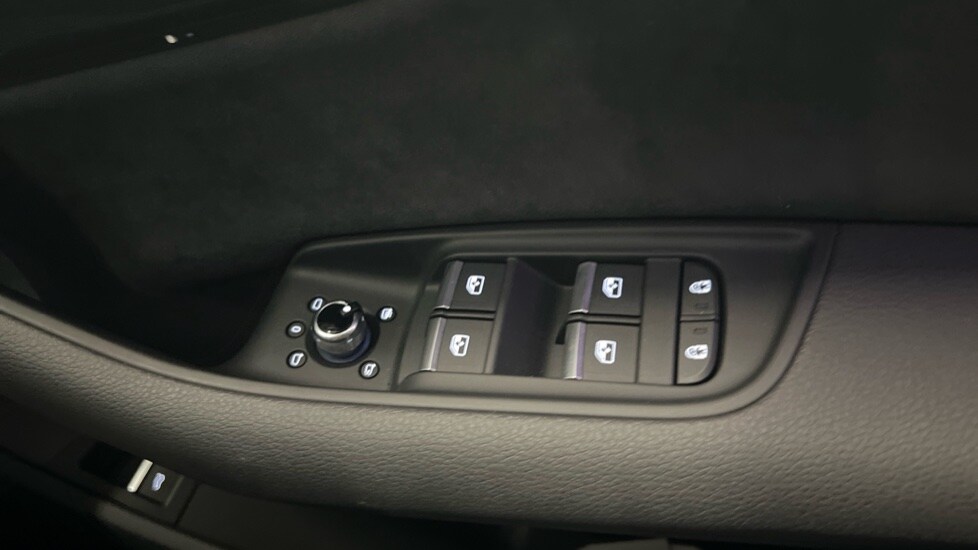 Used Audi Q7 2025 for sale - 76099982: Photo 28