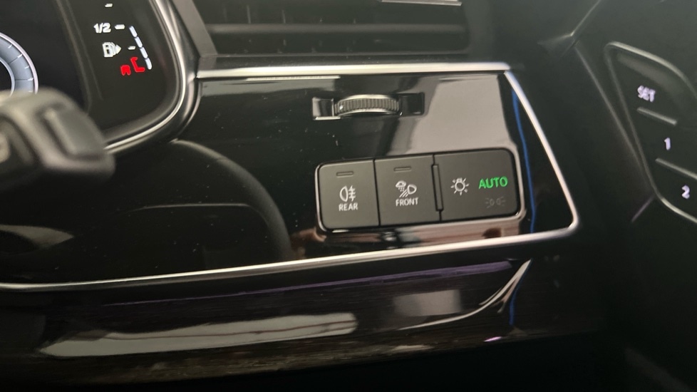 Used Audi Q7 2025 for sale - 76099982: Photo 37