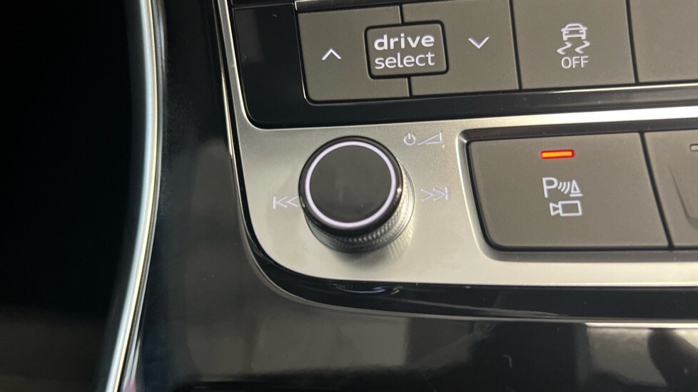 Used Audi Q7 2025 for sale - 76099982: Photo 73
