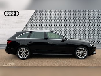 Used Audi A4 2021 for sale - 76154819: Photo