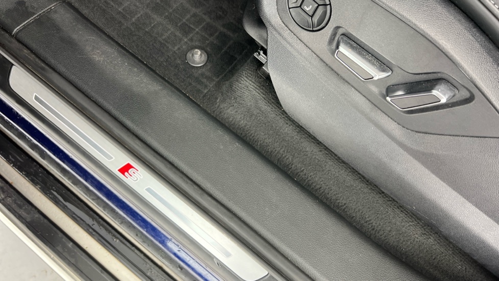 Used Audi Q7 2022 for sale - 77075759: Photo 40