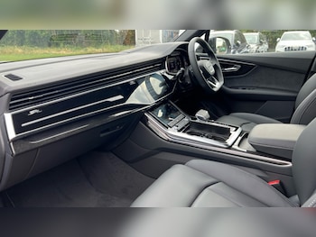 Used Audi Q7 2025 for sale - 75852505: Photo