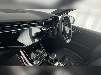 Used Audi Q7 2022 for sale - 76966546: Photo