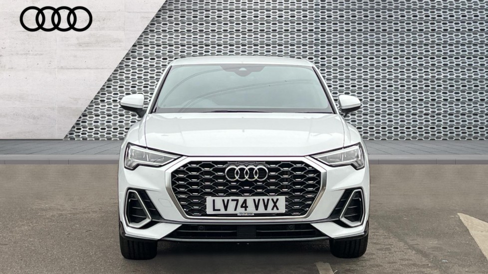 Used Audi Q3 2024 for sale - 76015092: Photo 10