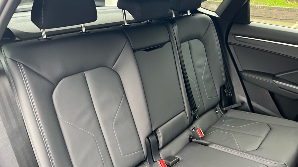 Used Audi Q3 2024 for sale - 76015092: Photo 15
