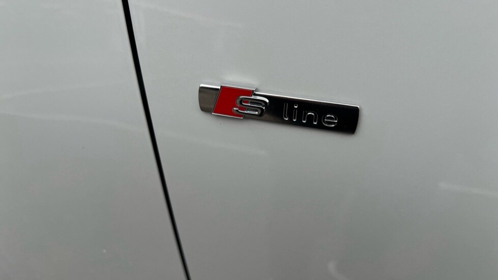 Used Audi Q3 2024 for sale - 76015092: Photo 42