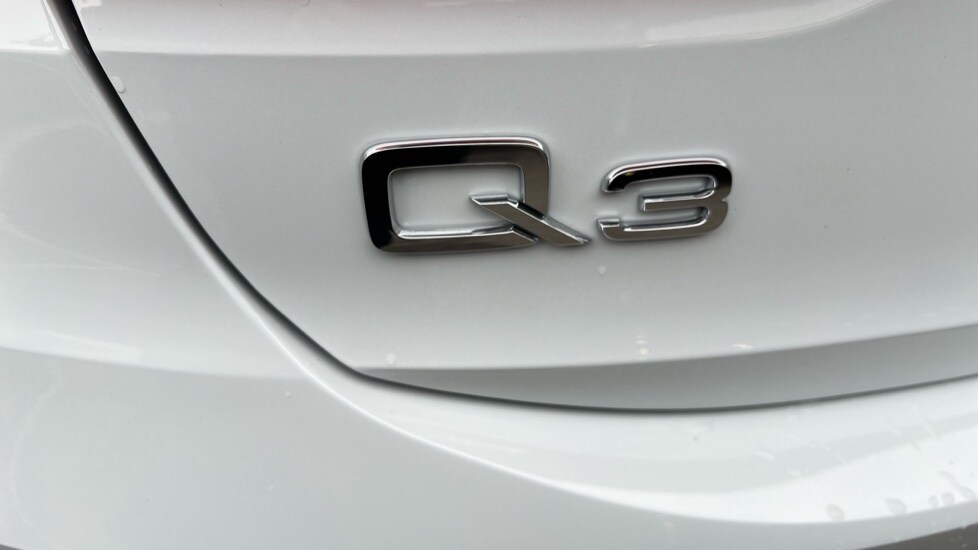 Used Audi Q3 2024 for sale - 76015092: Photo 49