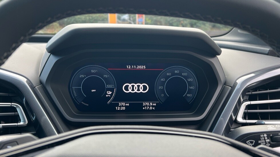 Used Audi Q4 e-tron 2025 for sale - 76660947: Photo 14
