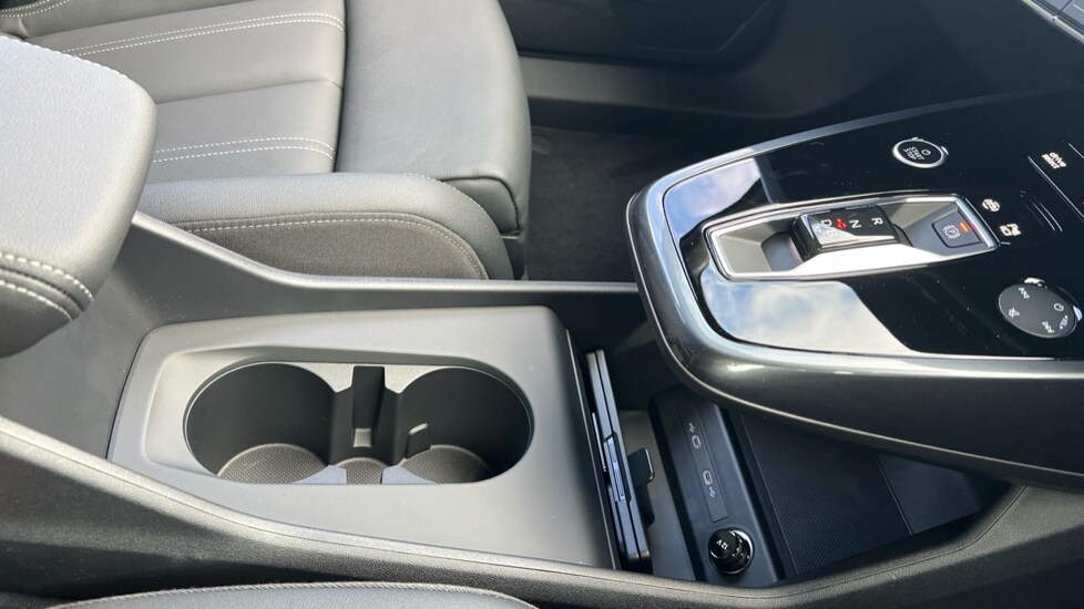 Used Audi Q4 e-tron 2025 for sale - 76660947: Photo 19