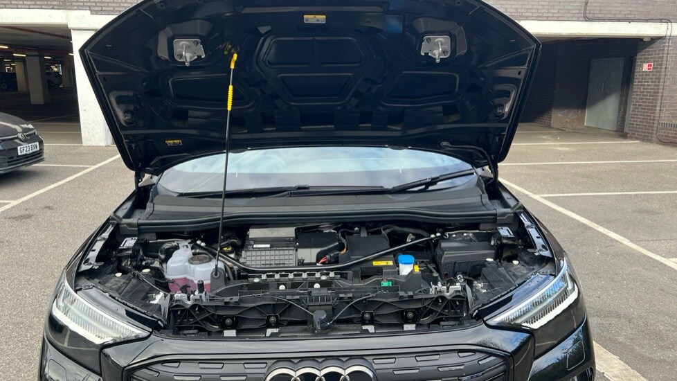 Used Audi Q4 e-tron 2025 for sale - 76660947: Photo 20