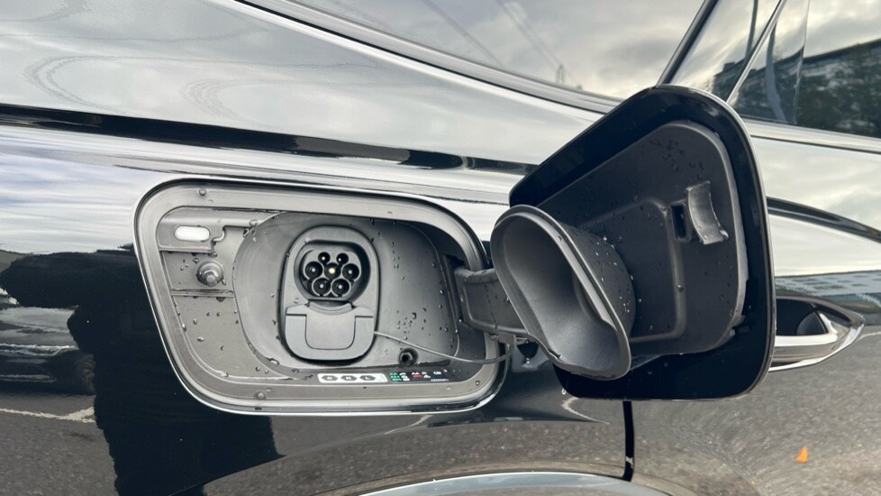 Used Audi Q4 e-tron 2025 for sale - 76660947: Photo 22