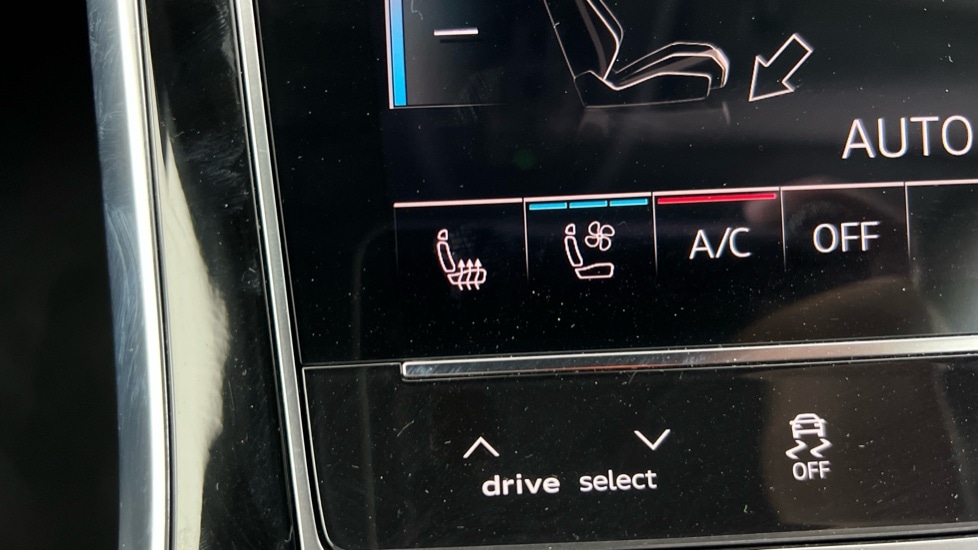 Used Audi Q8 2025 for sale - 76079377: Photo 50