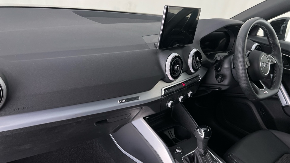 Used Audi Q2 2025 for sale - 76593788: Photo 2