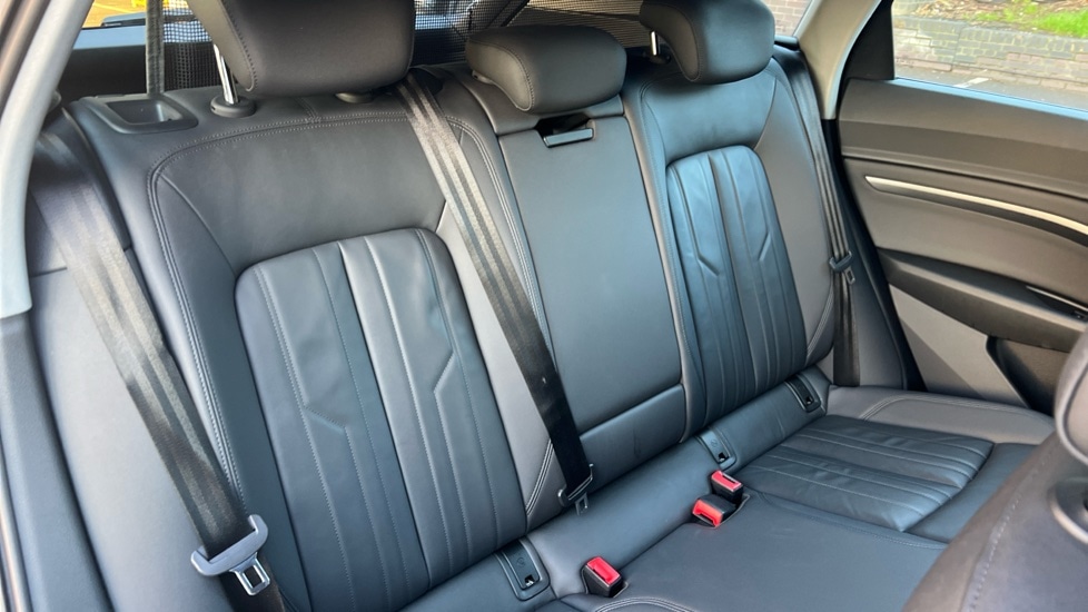 Used Audi e-tron 2021 for sale - 76942890: Photo 15