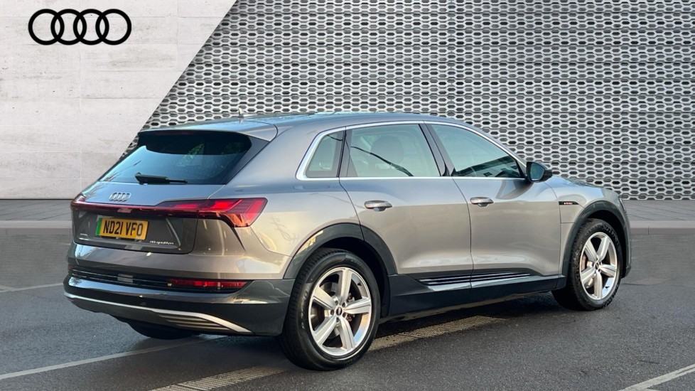 Used Audi e-tron 2021 for sale - 76942890: Photo 8