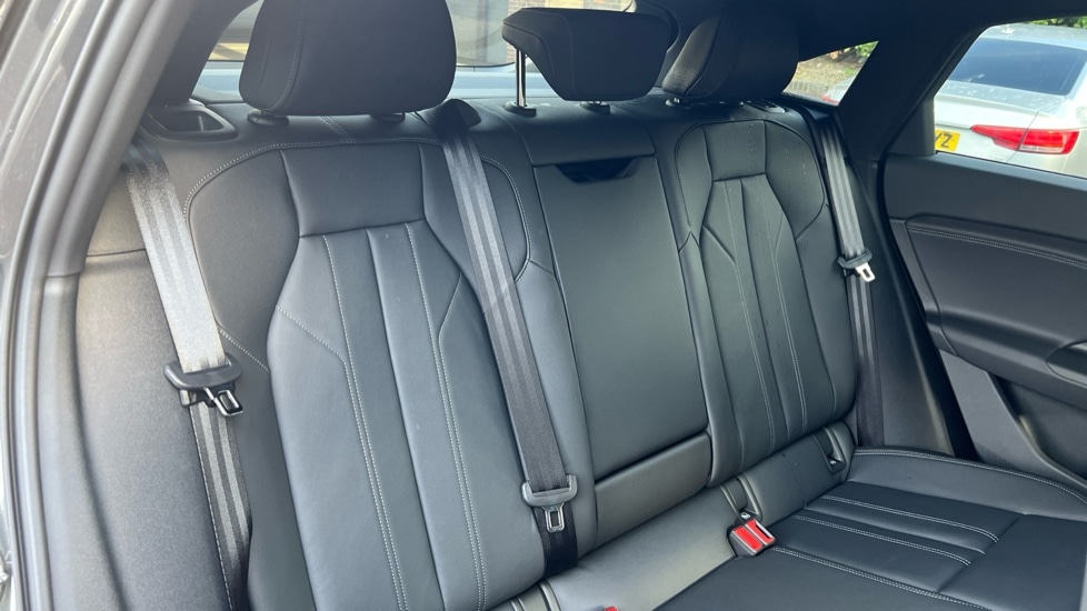 Used Audi Q6 e-tron 2025 for sale - 76660944: Photo 15