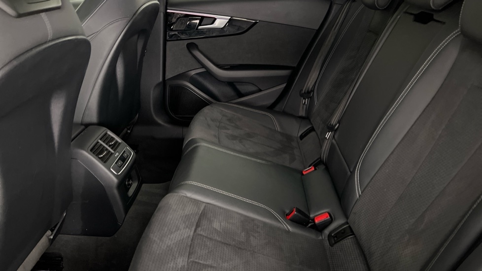 Used Audi A4 2022 for sale - 76229321: Photo 15