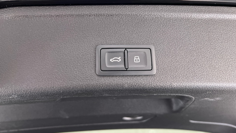 Used Audi A4 2022 for sale - 76229321: Photo 41