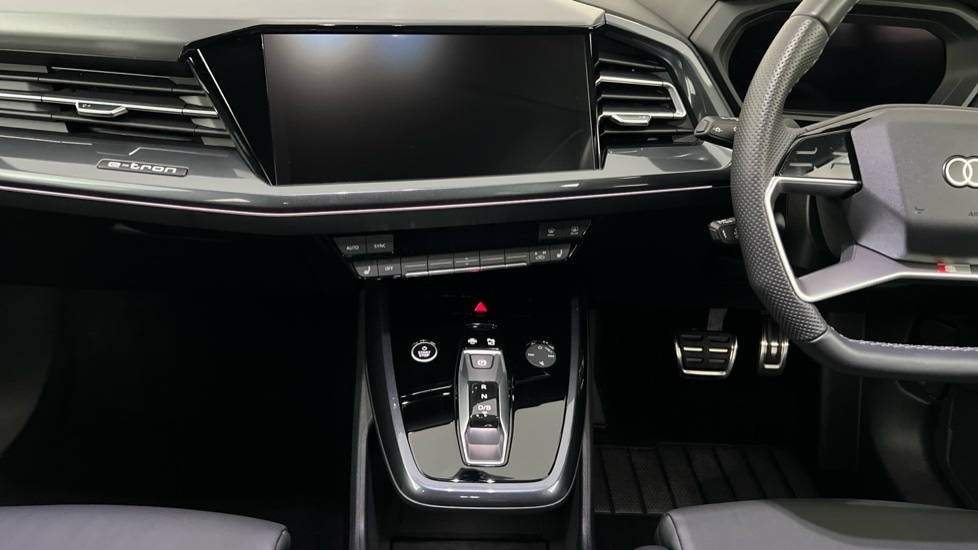 Used Audi Q4 e-tron 2025 for sale - 76834879: Photo 13