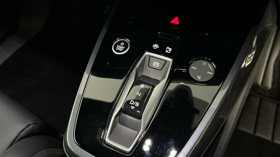 Used Audi Q4 e-tron 2025 for sale - 76834879: Photo 19