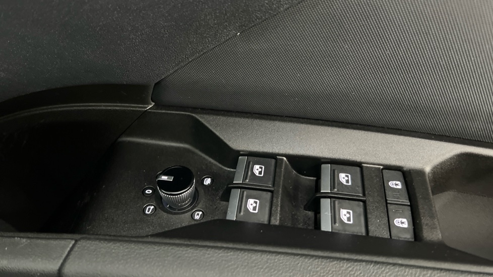 Used Audi Q4 e-tron 2025 for sale - 76834879: Photo 27