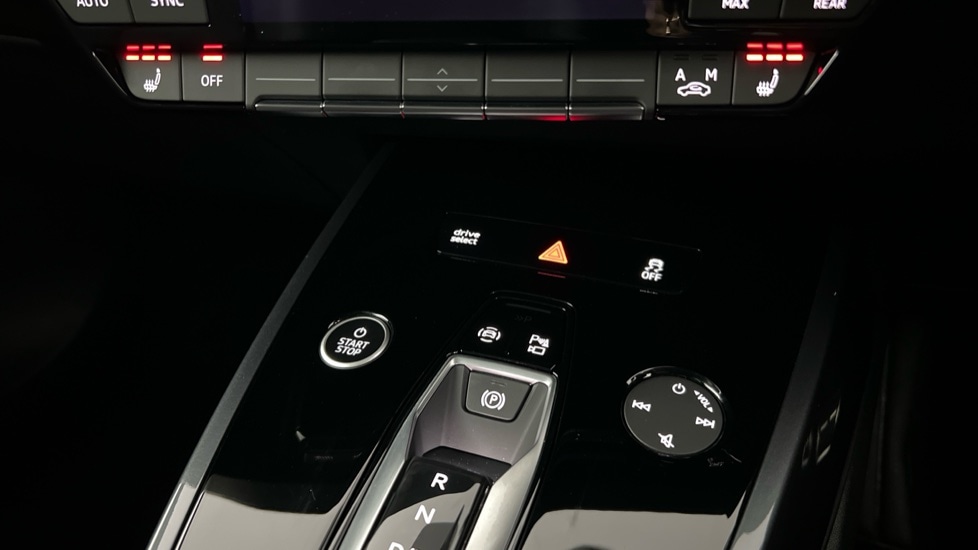 Used Audi Q4 e-tron 2025 for sale - 76834879: Photo 35