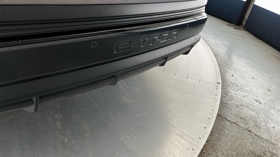 Used Audi Q4 e-tron 2025 for sale - 76834879: Photo 37