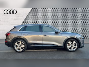 Used Audi e-tron 2021 for sale - 76966572: Photo