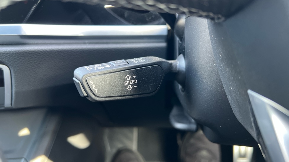 Used Audi Q3 2022 for sale - 76037841: Photo 51