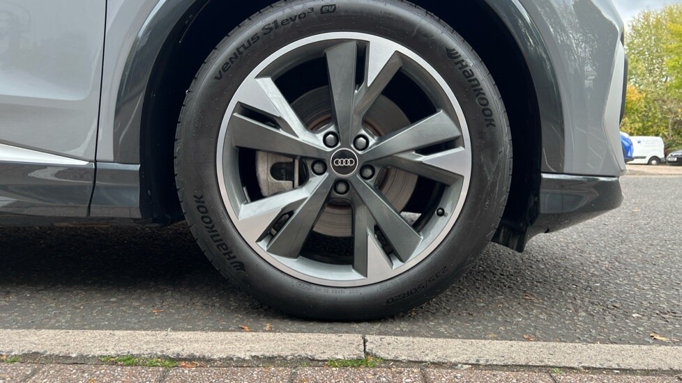 Used Audi Q4 e-tron 2024 for sale - 76474877: Photo 21