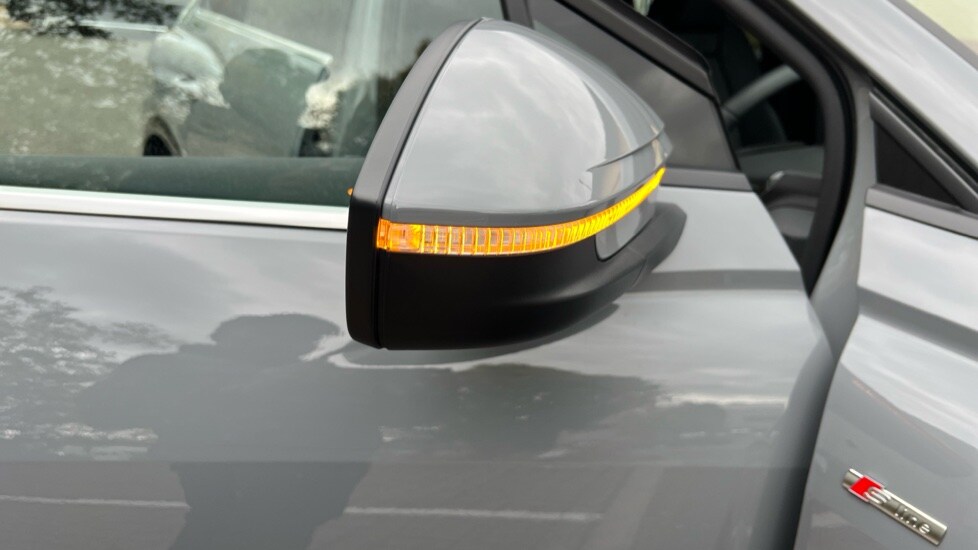 Used Audi Q4 e-tron 2024 for sale - 76474877: Photo 45