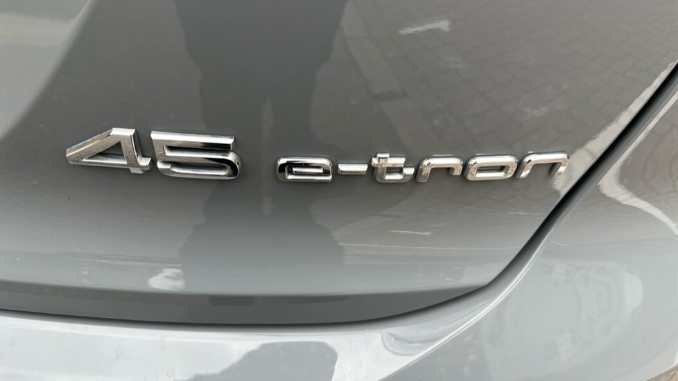 Used Audi Q4 e-tron 2024 for sale - 76474877: Photo 57