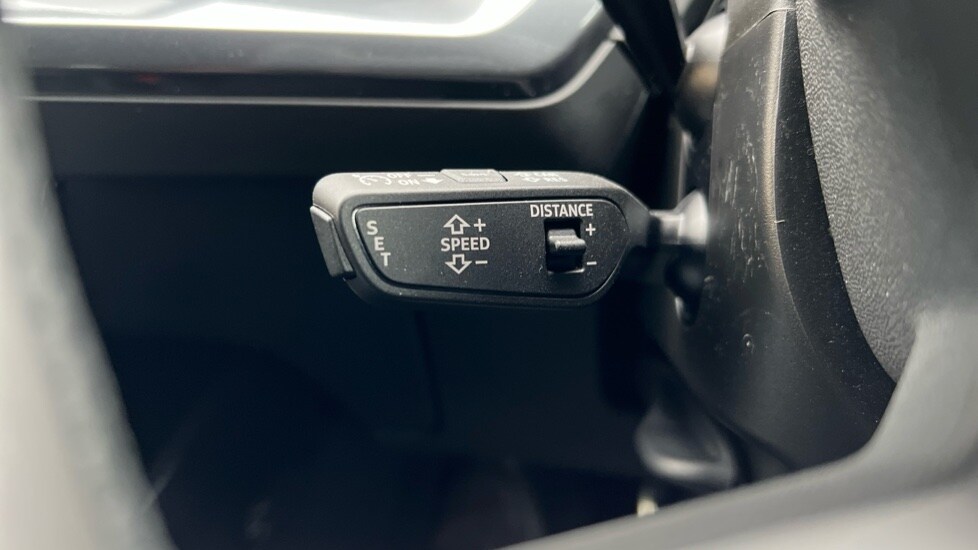 Used Audi Q4 e-tron 2024 for sale - 76474877: Photo 63