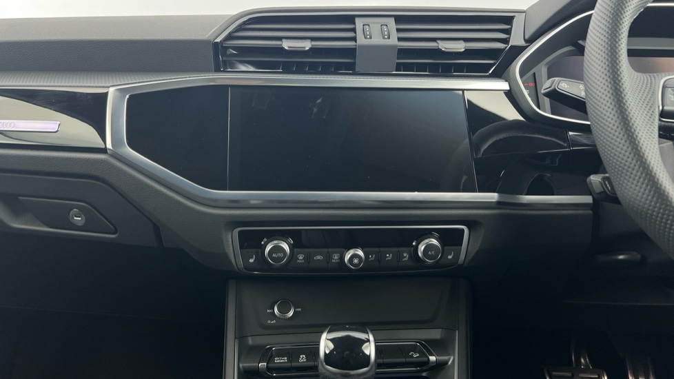 Used Audi Q3 2024 for sale - 76563704: Photo 13