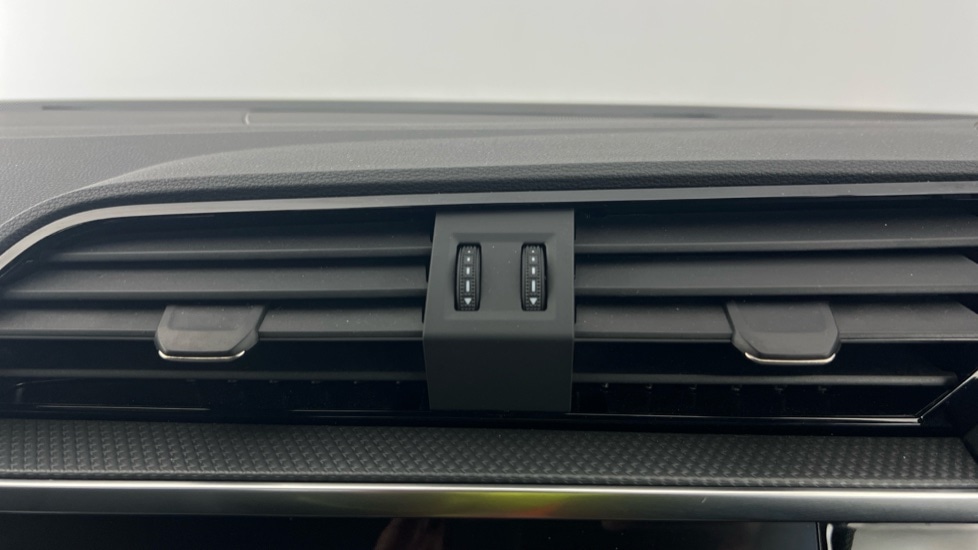 Used Audi Q3 2024 for sale - 76563704: Photo 16